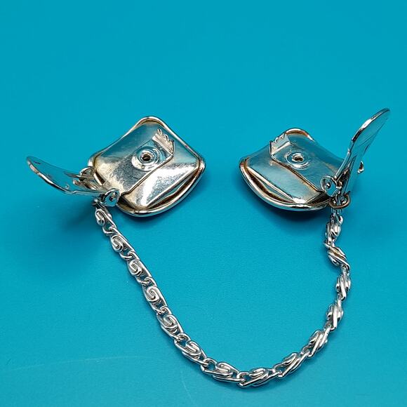 Vintage Iridescent Palm Scene Sweater Clips, 1950s Butterfly Wing Jewelry - Picture 7 of 10